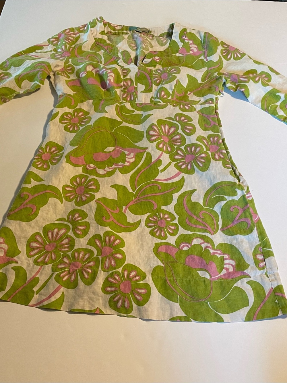 Boden Multicolor Floral Label Top with Turquoise Tag
